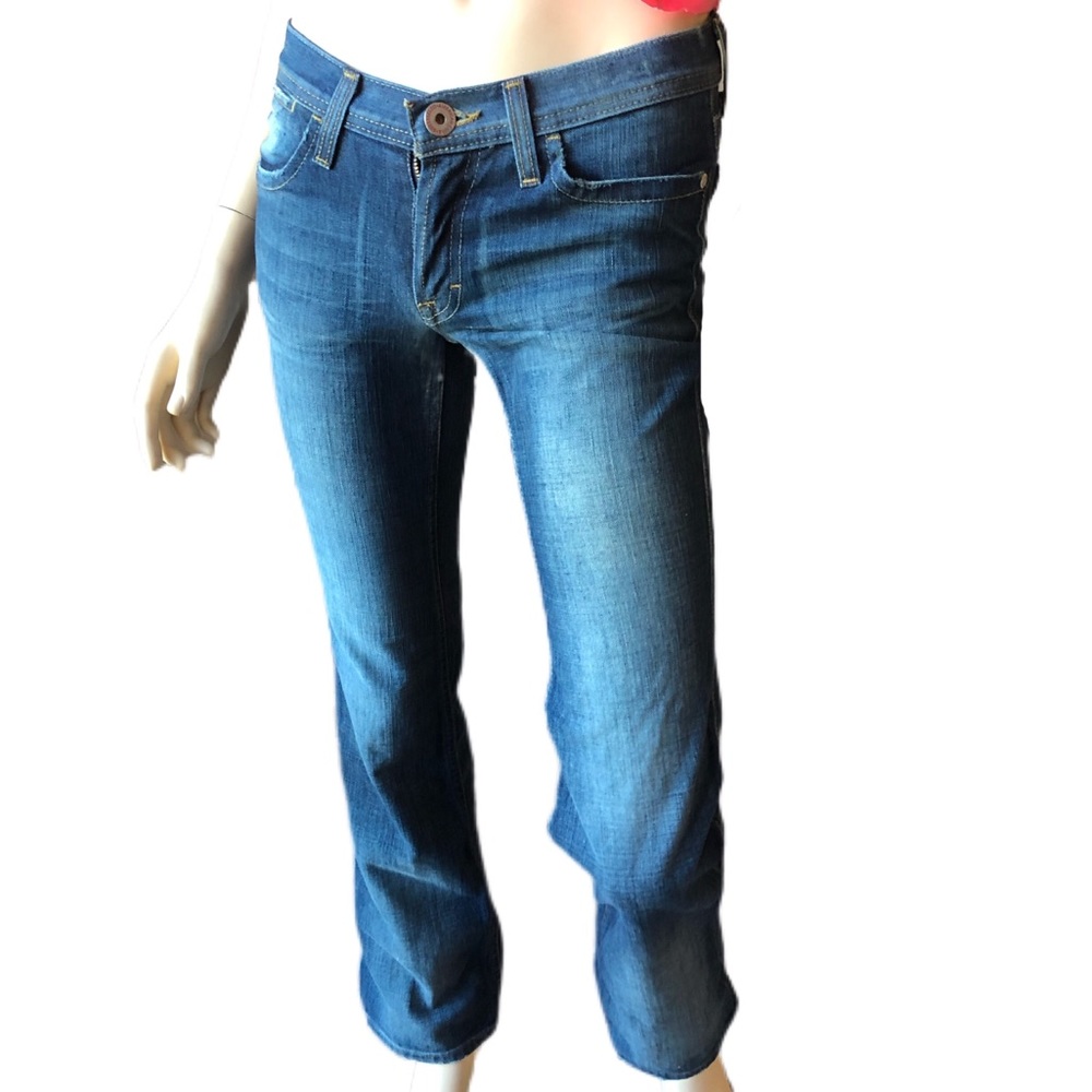 AMERICAN EAGLE